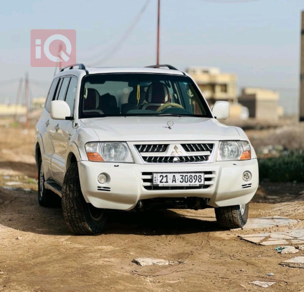 ميتسوبيشي باجيرو